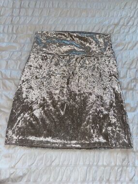 Hot Gal Crushed Velvet Mini Skirt in Gray